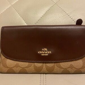 COACH F57319 Slim Trifold Wallet